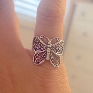 Butterfly ring